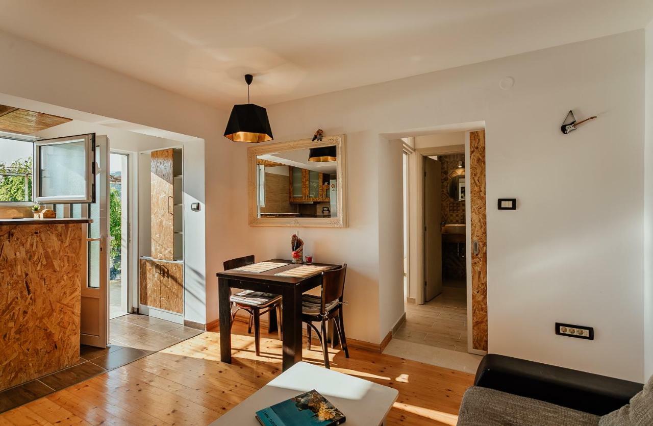 Apartmani Lovor Herceg Novi Eksteriør billede