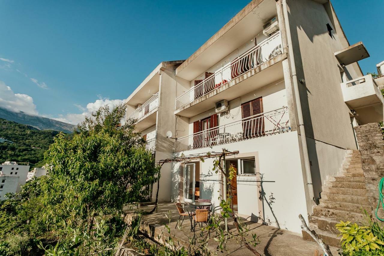 Apartmani Lovor Herceg Novi Eksteriør billede